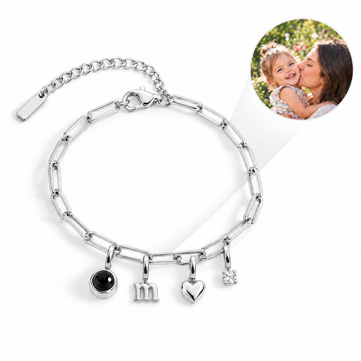 Pulsera de charms plateada con charm de foto, letra m, corazón y piedra