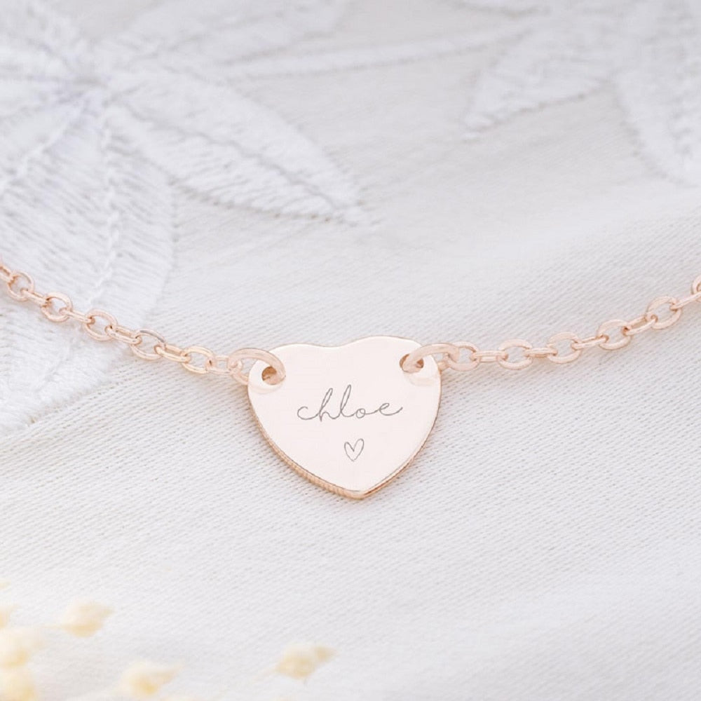 Pulsera Personalizada "Corazón Grabado"