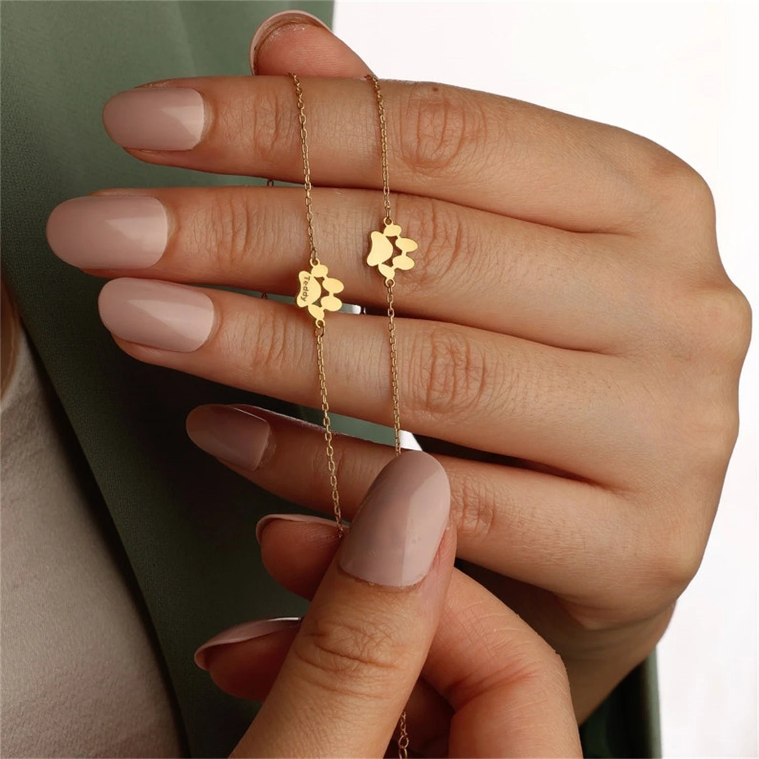 Pulsera con Grabado "Huellas Preciadas"